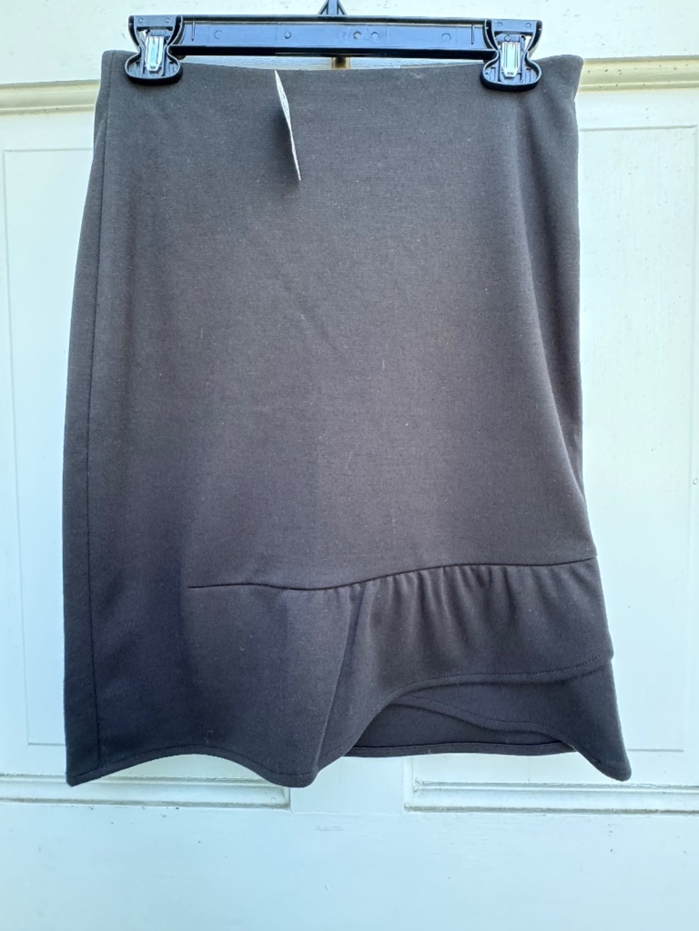 NWT The Limited Stretch Pencil Skirt Size 0 Black Asymmetrical Ruffle Hem